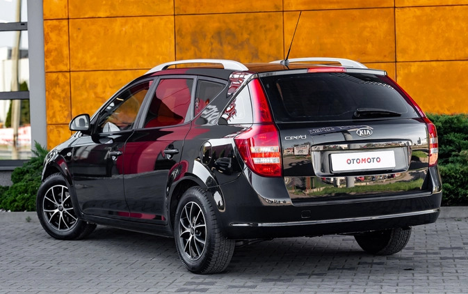 Kia Ceed cena 17900 przebieg: 162000, rok produkcji 2008 z Radom małe 529